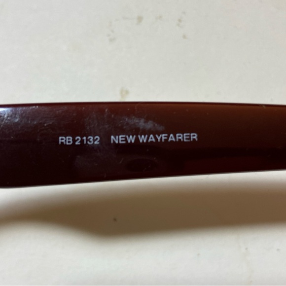 Ray-Ban California New Wayfarer RB2132 Sunglasses Rainbow Lenses Italy w/Case - Picture 5 of 8